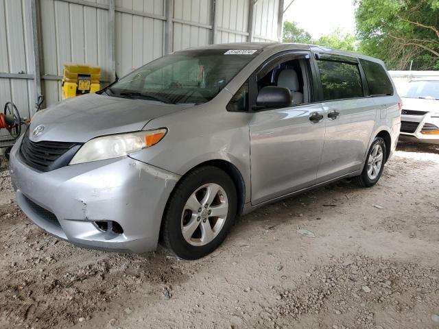 2016 TOYOTA SIENNA, 