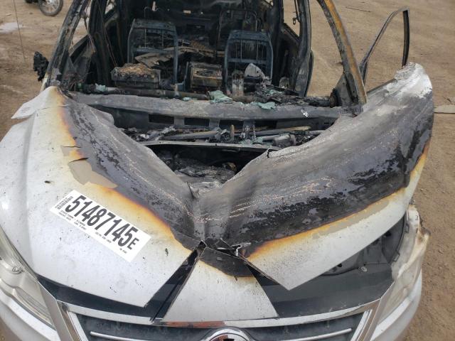 2V8HW54XX9R517593 - 2009 VOLKSWAGEN ROUTAN SEL Plata foto 11