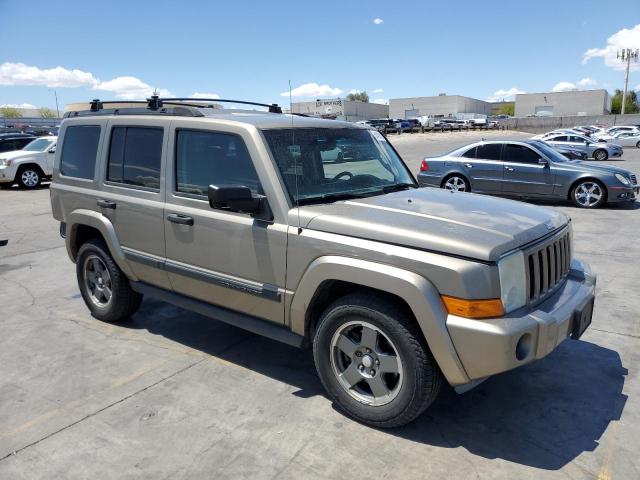1J8HG48N66C229255 - 2006 JEEP COMMANDER 金色 照片 4