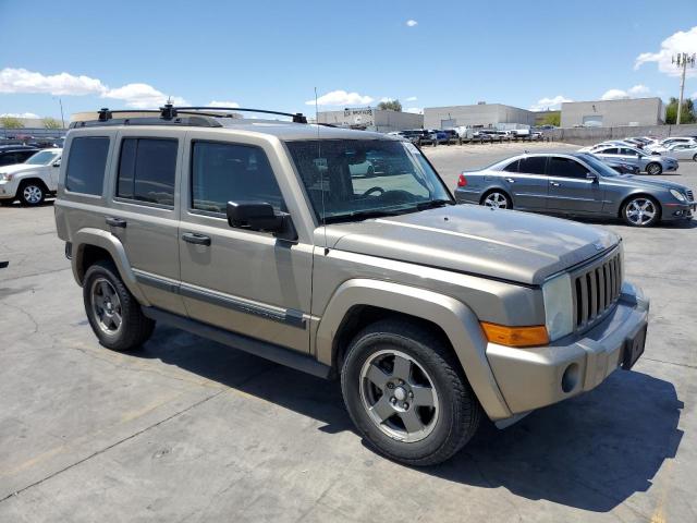 1J8HG48N66C229255 - 2006 JEEP COMMANDER GOLD photo 4