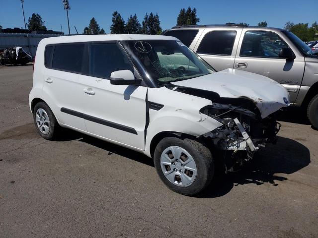 KNDJT2A69D7588794 - 2013 KIA SOUL + WHITE photo 4