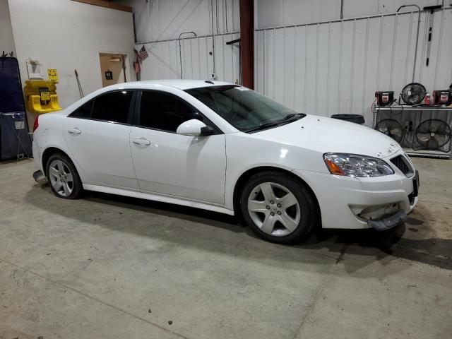 1G2ZA5E08A4151905 - 2010 PONTIAC G6 WHITE photo 4