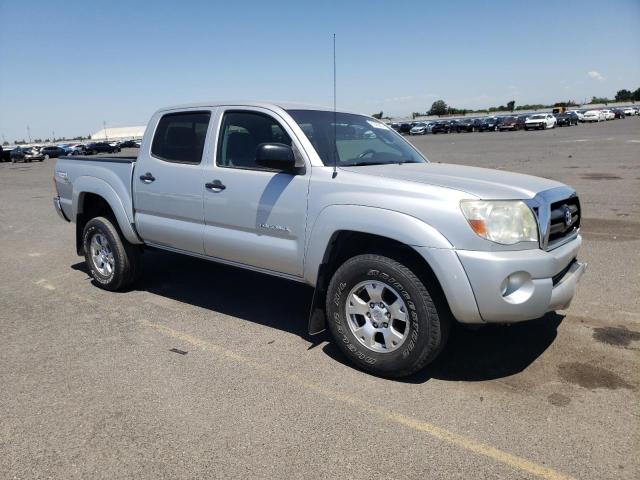 5TEJU62N08Z547141 - 2008 TOYOTA TACOMA DOUBLE CAB PRERUNNER SILVER photo 4