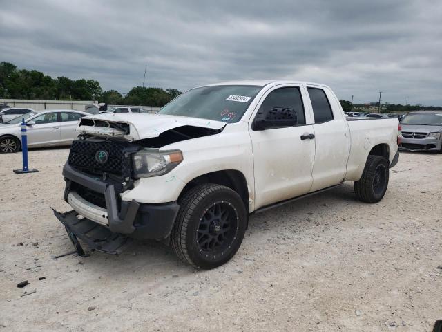 5TFUW5F17JX766927 - 2018 TOYOTA TUNDRA DOUBLE CAB SR/SR5 WHITE photo 1