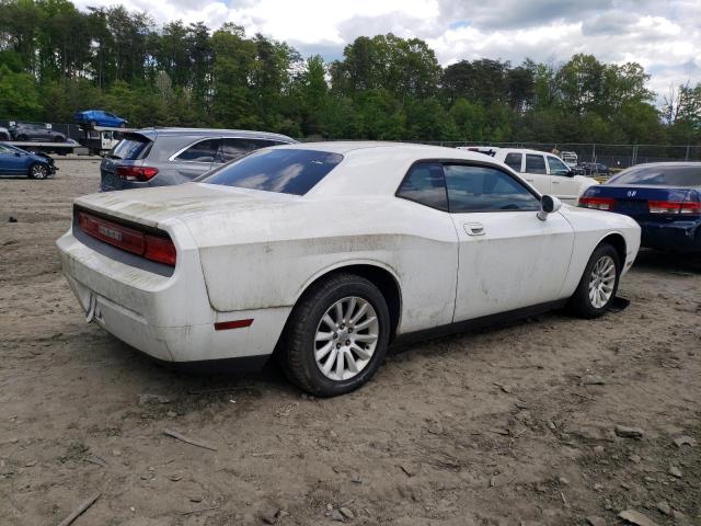 2B3CJ4DV0AH255172 - 2010 DODGE CHALLENGER SE WHITE photo 3