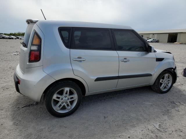 KNDJT2A29B7299425 - 2011 KIA SOUL + SILVER photo 4