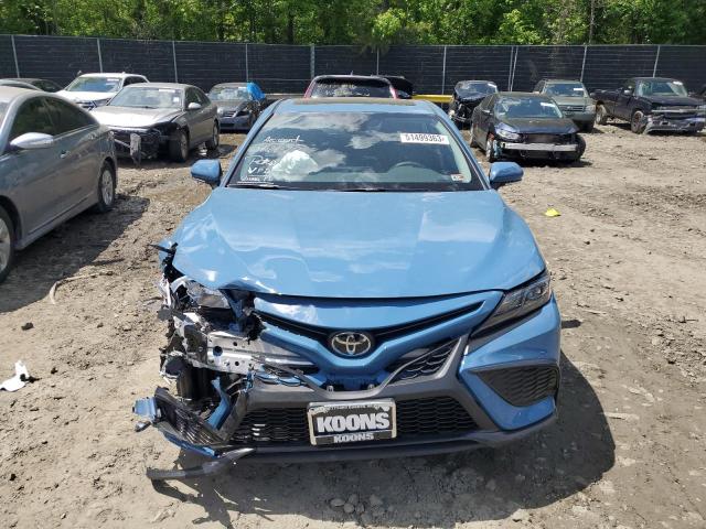 4T1S11AK7PU148320 - 2023 TOYOTA CAMRY SE NIGHT SHADE BLUE photo 5
