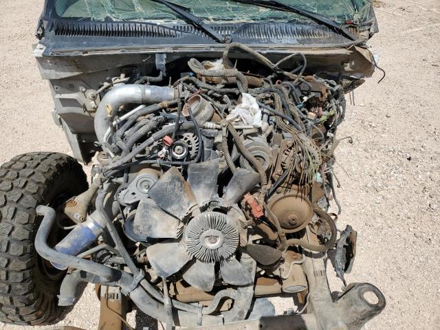 1GBHC24104E192672 - 2004 CHEVROLET SILVERADO C2500 HEAVY DUTY WHITE photo 11