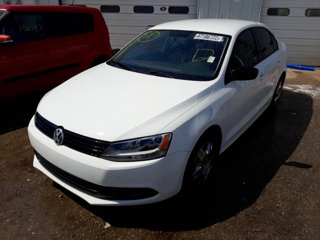 3VW2K7AJ2EM335782 - 2014 VOLKSWAGEN JETTA BASE 白色 照片 2
