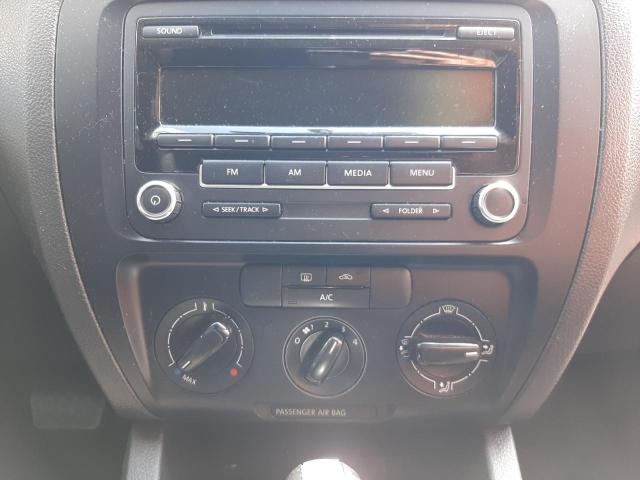 3VW2K7AJ2EM335782 - 2014 VOLKSWAGEN JETTA BASE 白色 照片 9