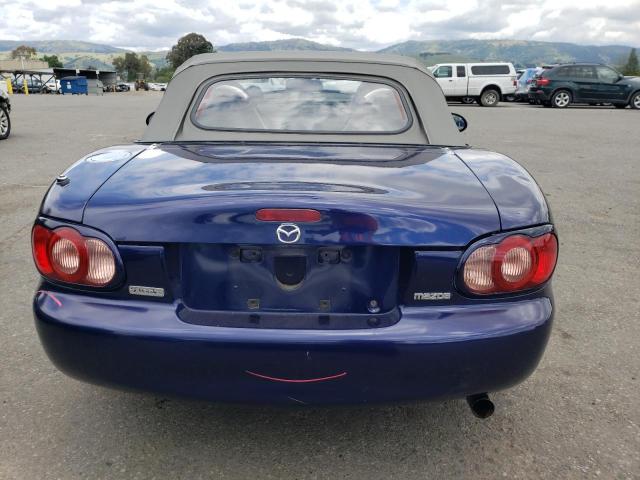 JM1NB353730308369 - 2003 MAZDA MX-5 MIATA BASE BLUE photo 10