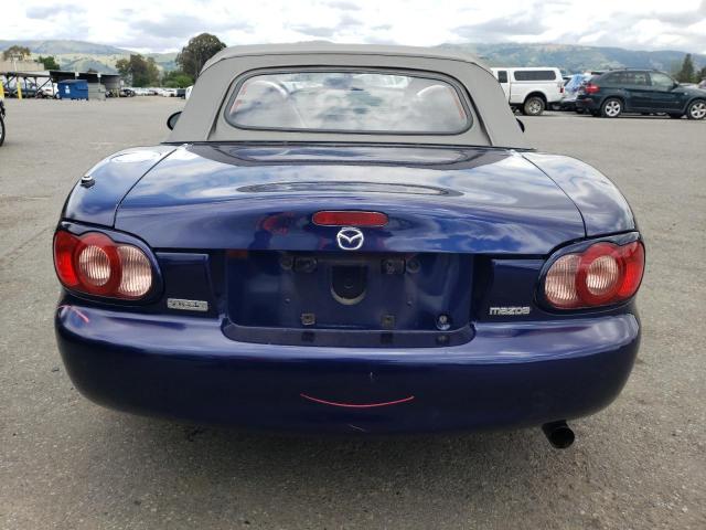 JM1NB353730308369 - 2003 MAZDA MX-5 MIATA BASE BLUE photo 6