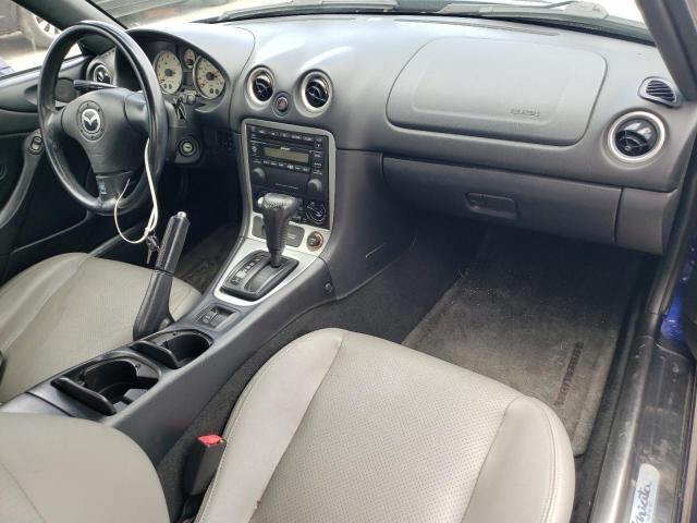 JM1NB353730308369 - 2003 MAZDA MX-5 MIATA BASE BLUE photo 8