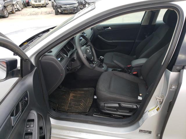 3VW2K7AJ8FM326022 - 2015 VOLKSWAGEN JETTA BASE فضي صورة 7