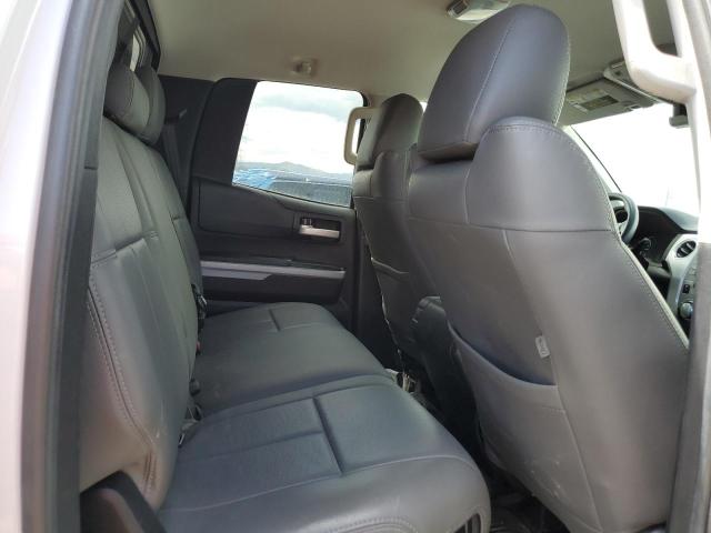 5TFTY5F17LX010992 - 2020 TOYOTA TUNDRA DOUBLE CAB SR/SR5 WHITE photo 10