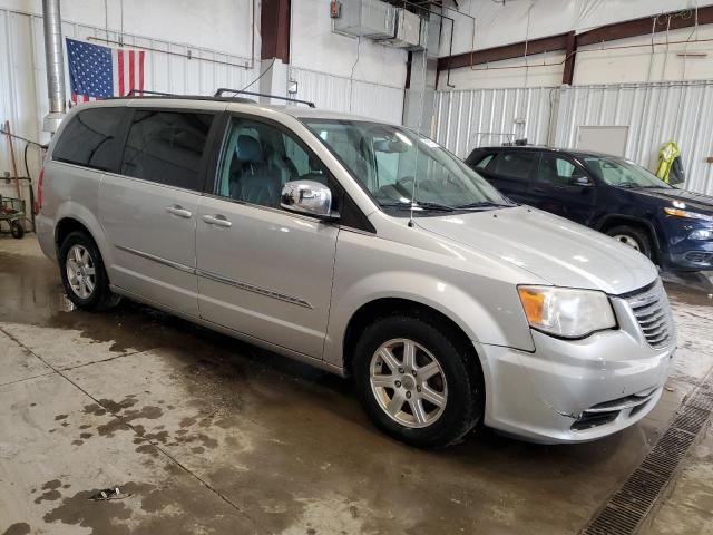 2C4RC1CG1CR124253 - 2012 CHRYSLER TOWN & COU TOURING L SILVER photo 4