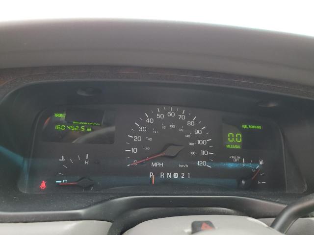 1LNHM81W8XY670296 - 1999 LINCOLN TOWN CAR EXECUTIVE Weiß Foto 9