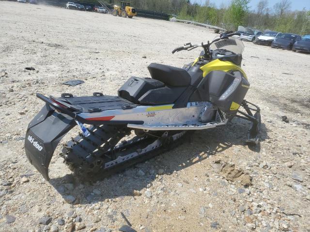 2BPSUHNA2NV000485 - 2022 SKI DOO RENEGADE TWO TONE photo 4