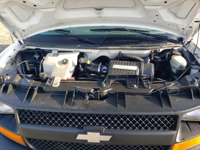 1GCFG15X461134207 - 2006 CHEVROLET EXPRESS G1 WHITE photo 12