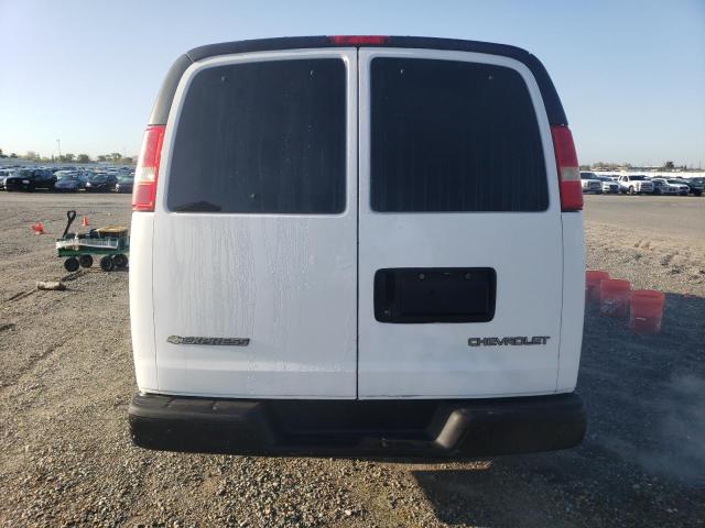 1GCFG15X461134207 - 2006 CHEVROLET EXPRESS G1 WHITE photo 6