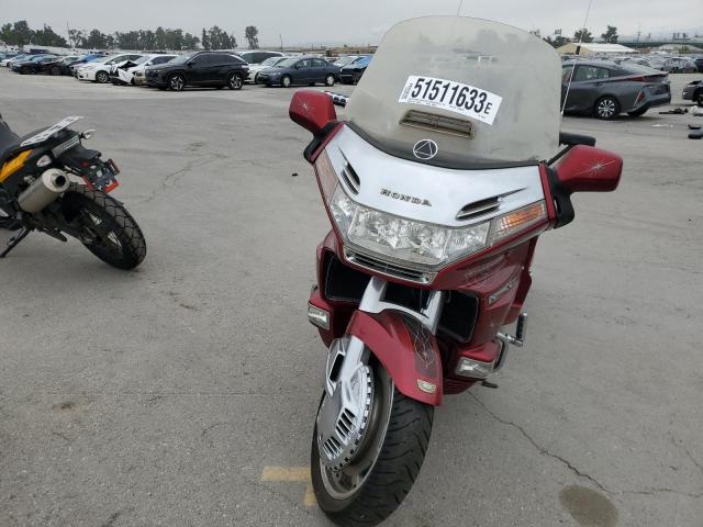 1HFSC2232WA000979 - 1998 HONDA GL1500 SE RED photo 9