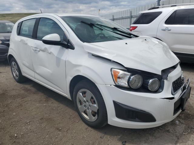 1G1JA6SH5F4206819 - 2015 CHEVROLET SONIC LS 白色 照片 4