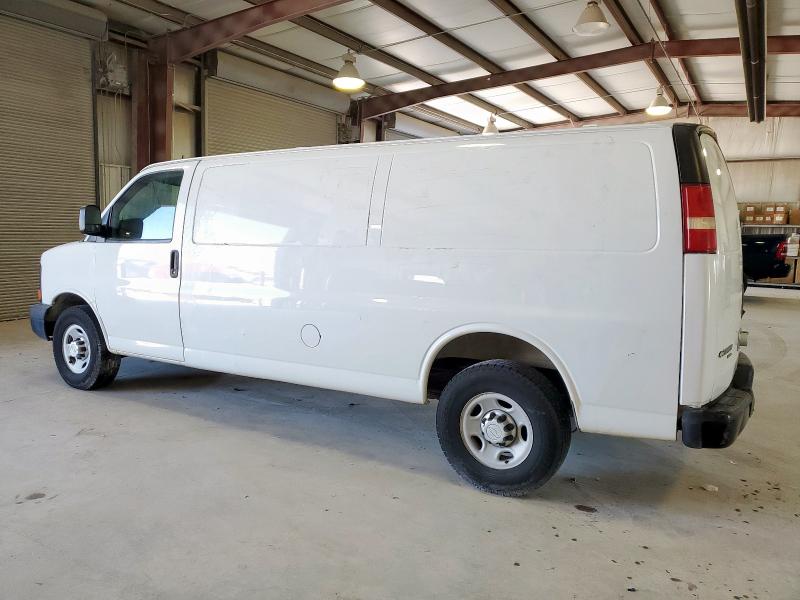 1GCZGUCG2F1103863 - 2015 CHEVROLET EXPRESS G3 WHITE photo 2