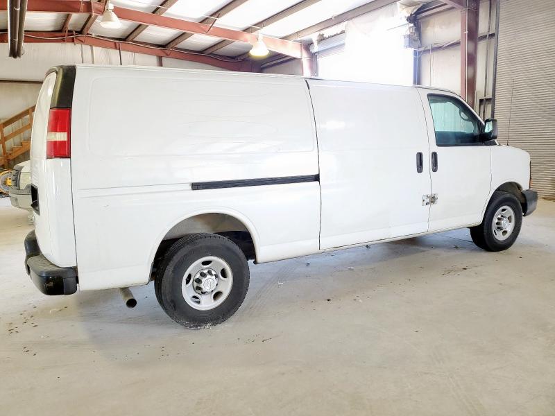 1GCZGUCG2F1103863 - 2015 CHEVROLET EXPRESS G3 WHITE photo 3