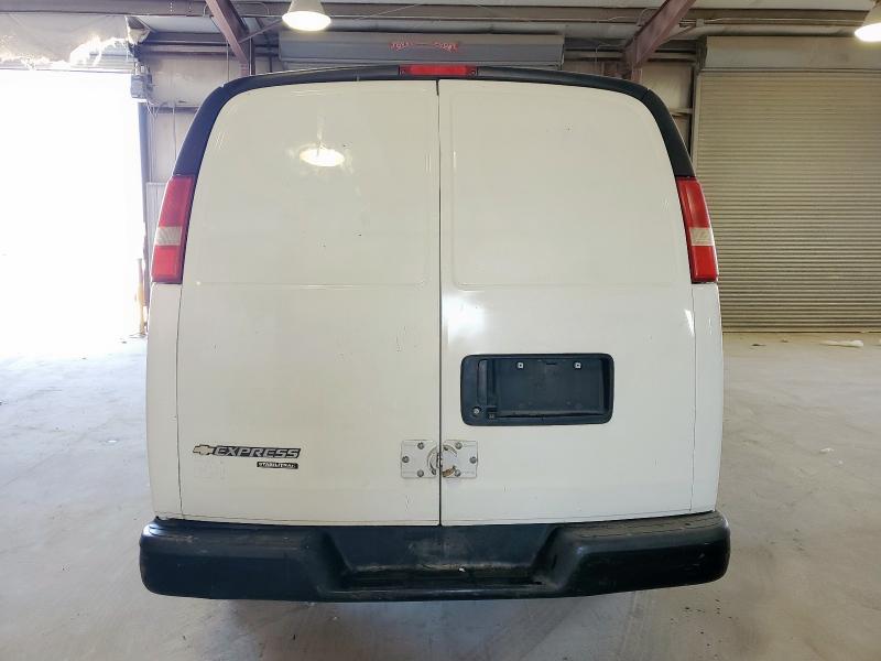 1GCZGUCG2F1103863 - 2015 CHEVROLET EXPRESS G3 WHITE photo 6