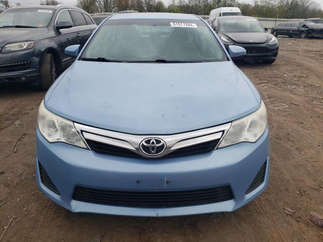 4T4BF1FK8CR195172 - 2012 TOYOTA CAMRY BASE BLUE photo 5