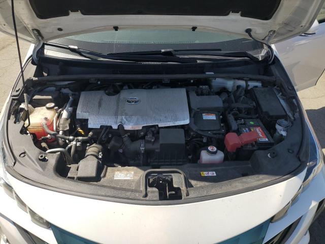 JTDKARFP2J3101880 - 2018 TOYOTA PRIUS PRIM 白色 照片 11