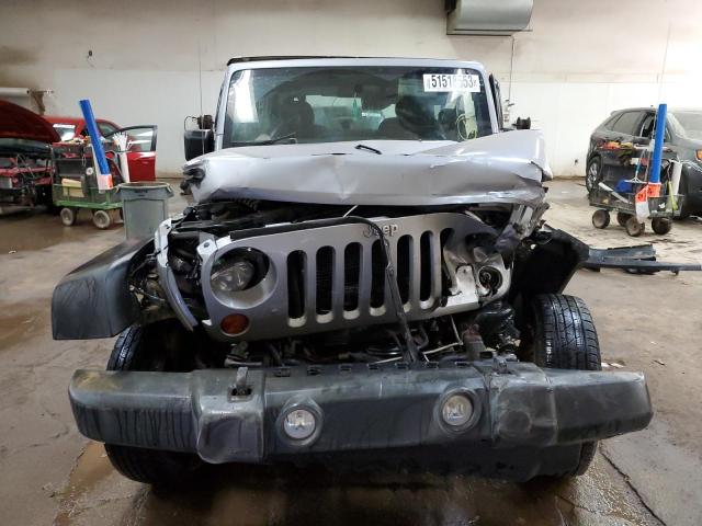 1C4AJWAG2DL691715 - 2013 JEEP WRANGLER SPORT GRAY photo 5