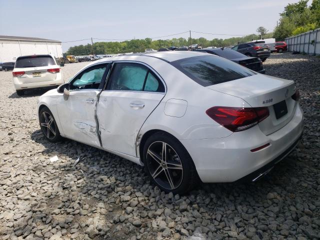 W1K3G4FB3NJ366339 - 2022 MERCEDES-BENZ A 220 4MATIC WHITE photo 2