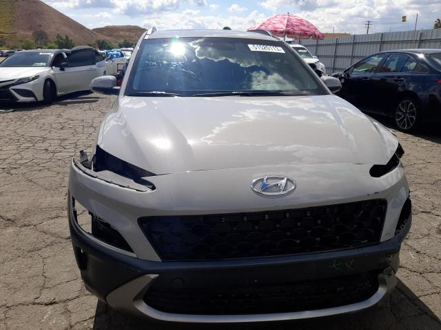 KM8K53A3XPU947971 - 2023 HYUNDAI KONA LIMITED SILVER photo 5