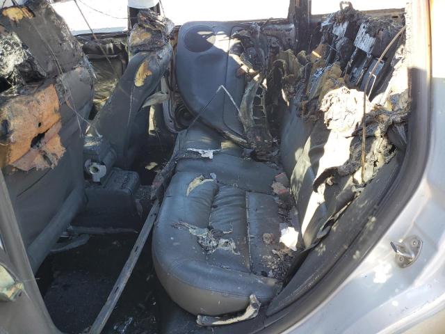 WVWVD23B8YE243640 - 2000 VOLKSWAGEN PASSAT GLX Gümüş foto 10