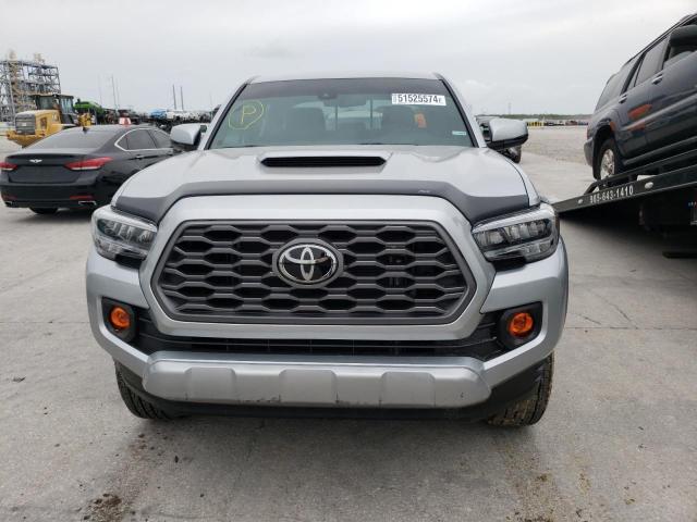 3TYCZ5AN7PT146675 - 2023 TOYOTA TACOMA DOUBLE CAB SILVER photo 5