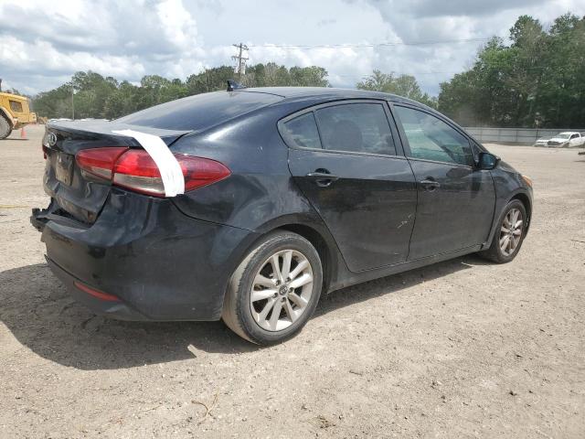 3KPFL4A7XHE011191 - 2017 KIA FORTE LX BLACK photo 3