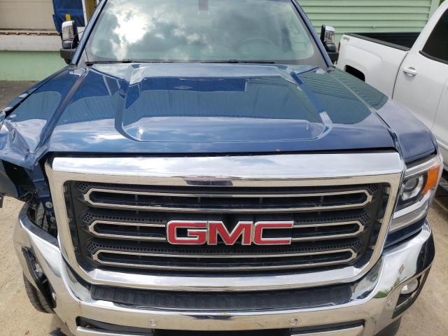 1GT22TEG3GZ394335 - 2016 GMC SIERRA K2500 SLT BLUE photo 11