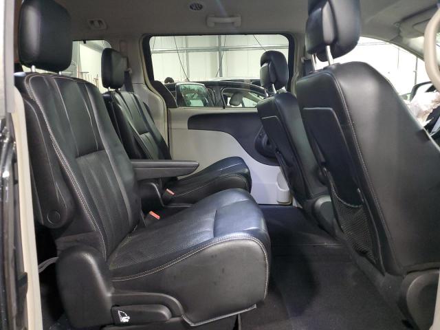 2C4RC1CG7FR583839 - 2015 CHRYSLER TOWN & COU TOURING L BLACK photo 11