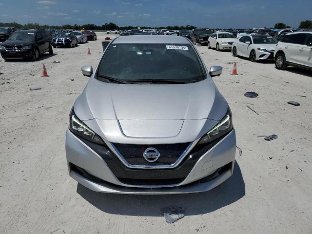 1N4AZ1CP8LC308762 - 2020 NISSAN LEAF SV SILVER photo 5