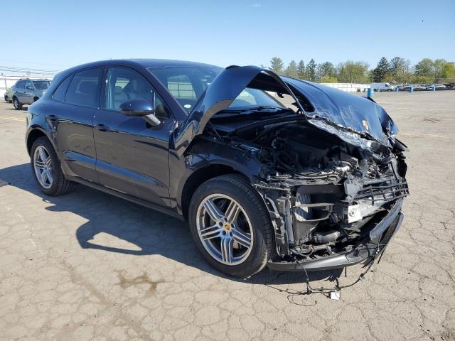 WP1AB2A58MLB33547 - 2021 PORSCHE MACAN S BLACK photo 4