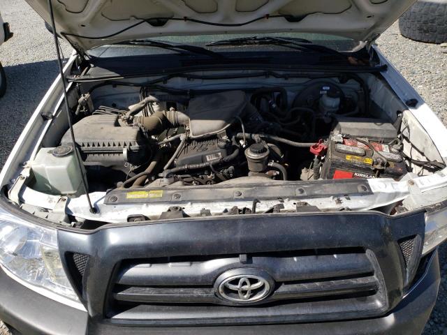 5TENX4CN5AZ693679 - 2010 TOYOTA TACOMA WHITE photo 11