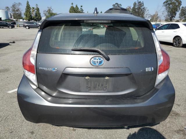 JTDKDTB30F1094101 - 2015 TOYOTA PRIUS C GRAY photo 6