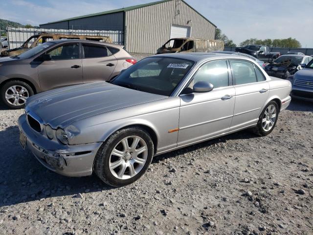 2004 JAGUAR XJ8, 