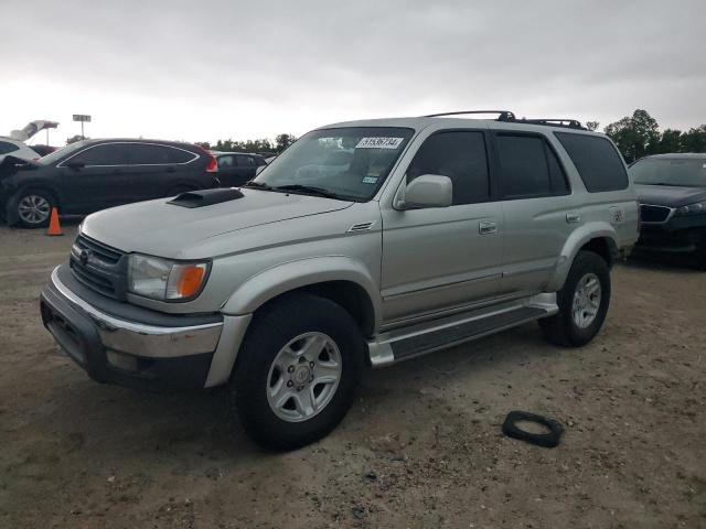 2001 TOYOTA 4RUNNER SR5, 