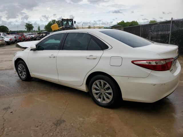 4T1BF1FK1HU314729 - 2017 TOYOTA CAMRY LE WHITE photo 2