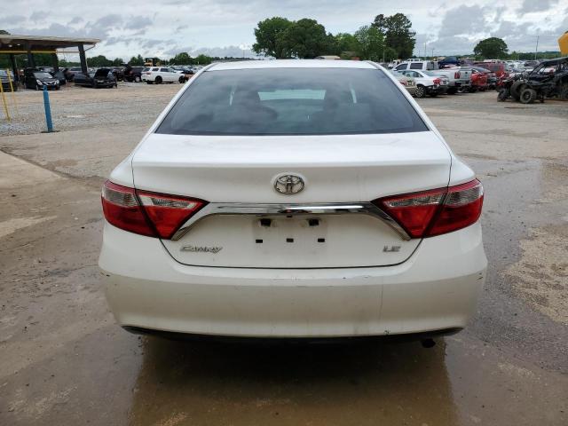 4T1BF1FK1HU314729 - 2017 TOYOTA CAMRY LE WHITE photo 6
