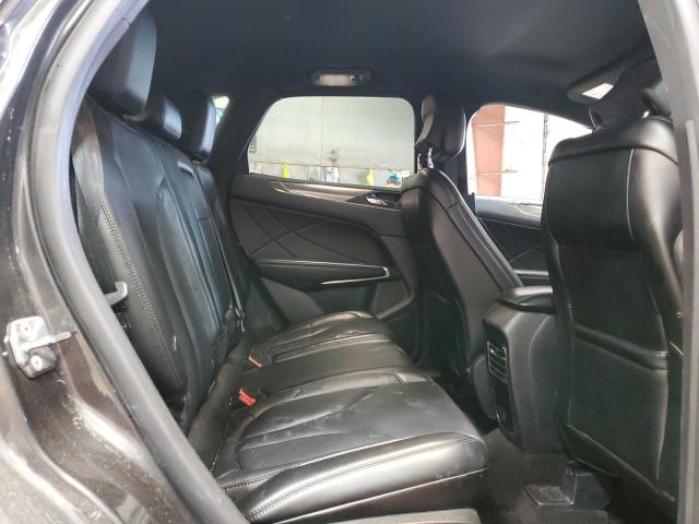 5LMCJ2D90HUL55018 - 2017 LINCOLN MKC SELECT Մոխրագույն լուսանկար 11