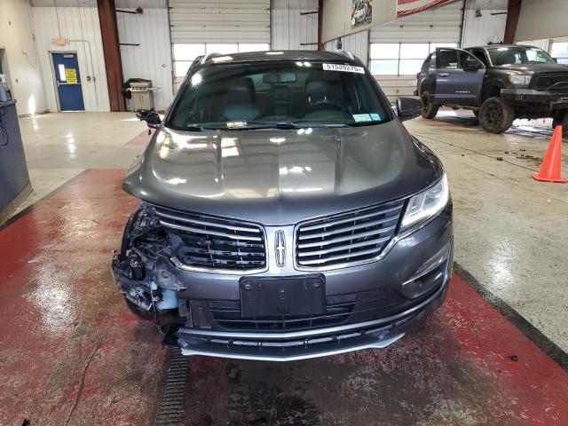 5LMCJ2D90HUL55018 - 2017 LINCOLN MKC SELECT Մոխրագույն լուսանկար 5
