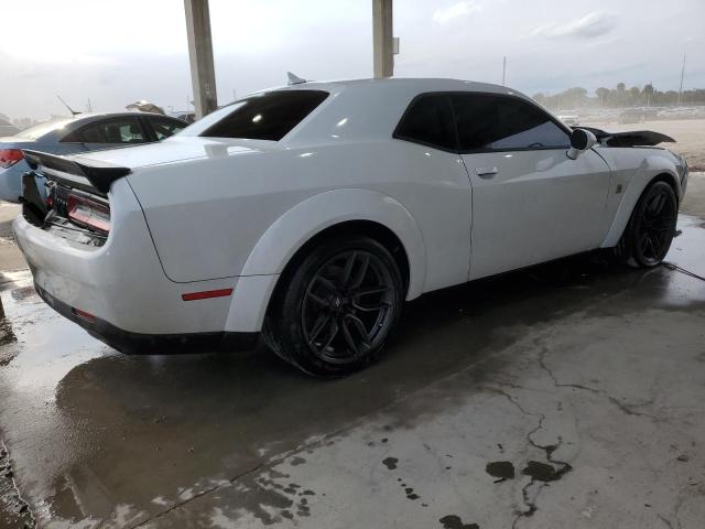 2C3CDZFJ3KH708574 - 2019 DODGE CHALLENGER R/T SCAT PACK WHITE photo 3